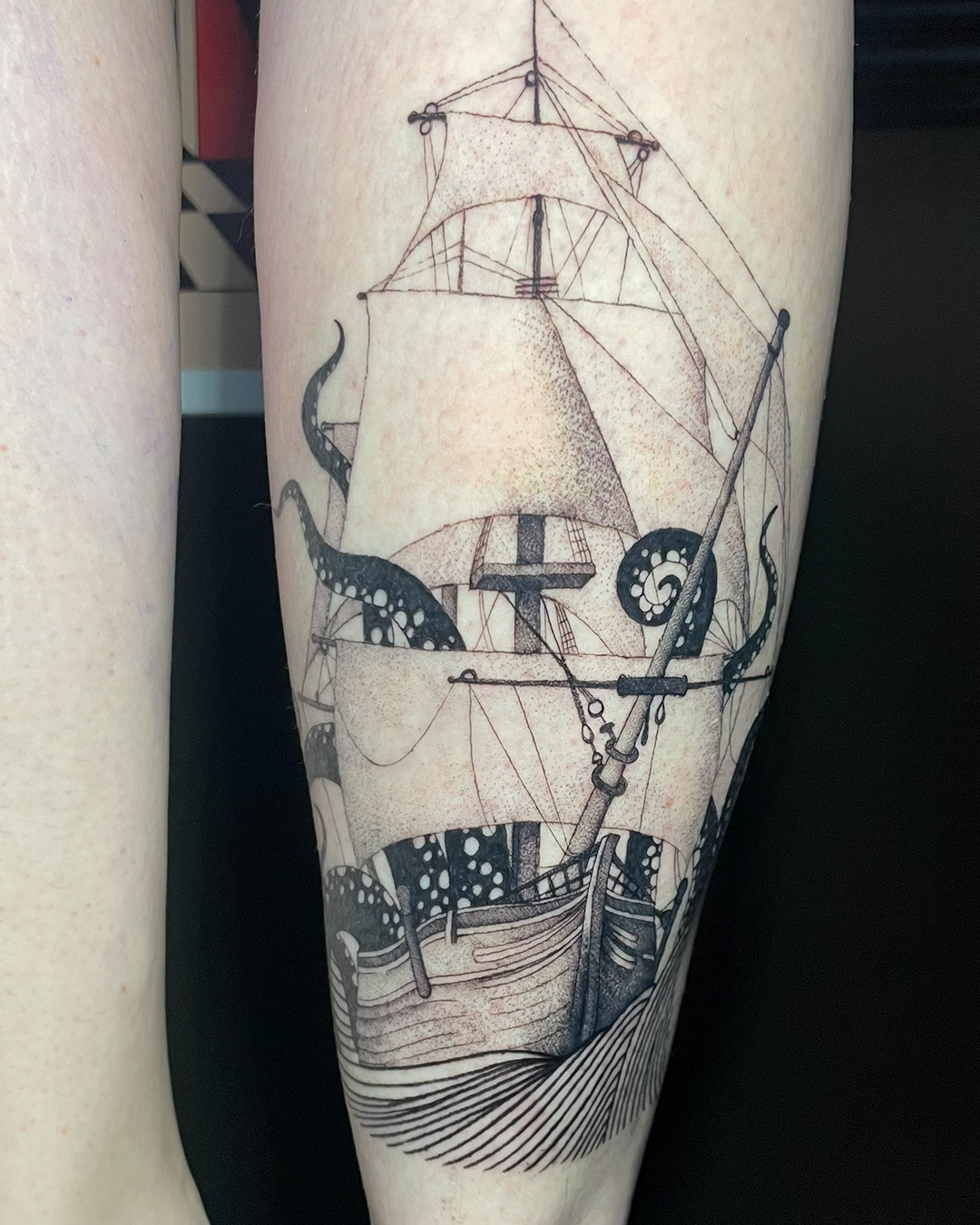 Tatuagem autoral na perna